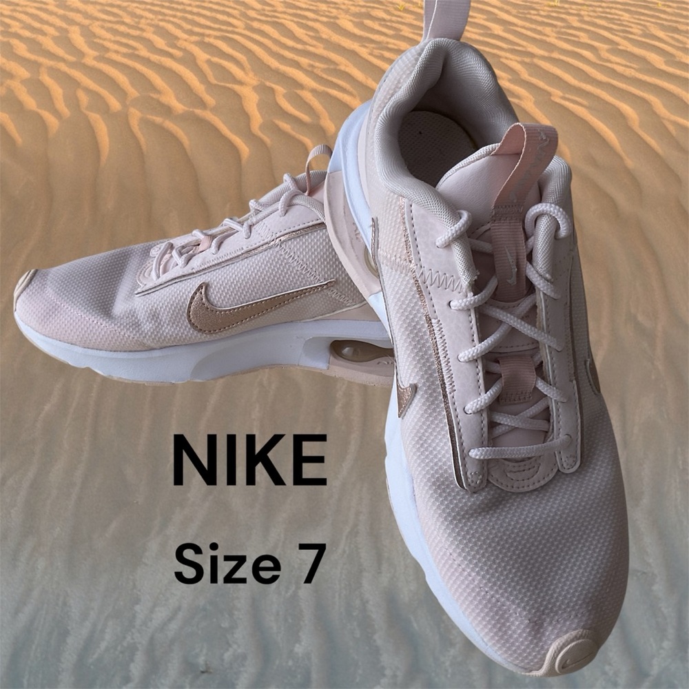 Nike Air Max Shoes